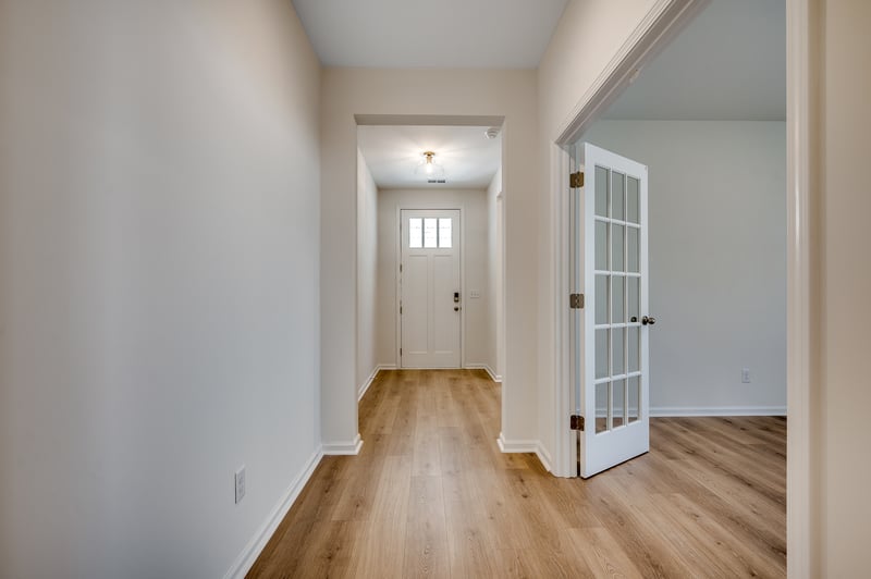 04b076b6-f767-45e5-b565-ef5f059b69ba