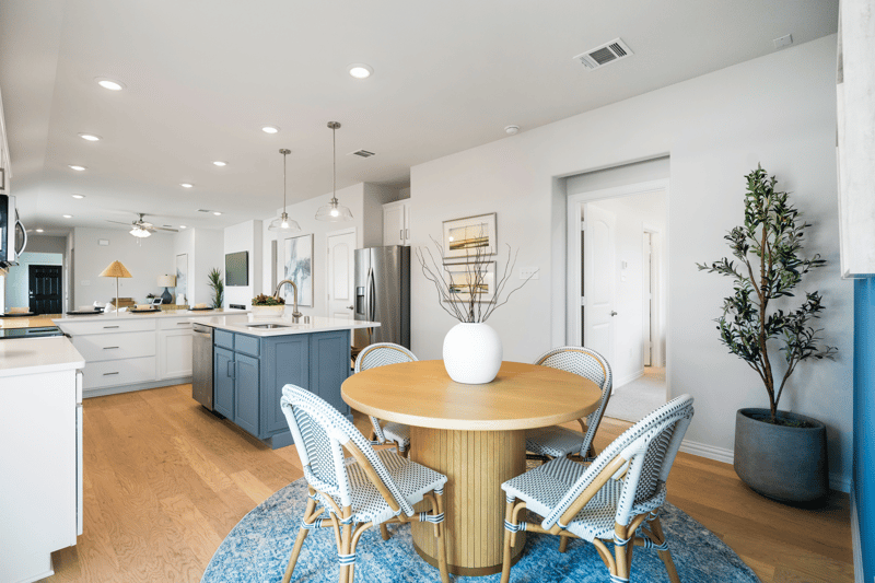 1639bf74-19b1-452a-8250-16221562db90