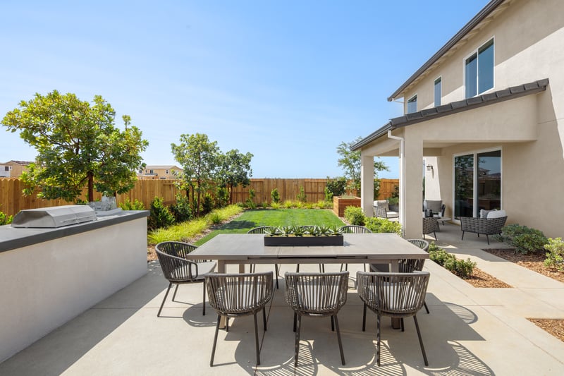 1b6f99fe-7bfd-4e71-b04a-e54959f14323