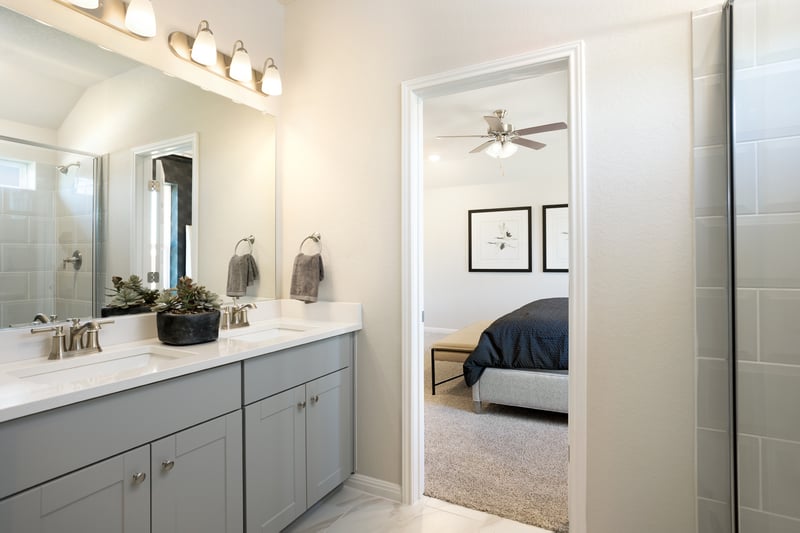 28ab3acd-6b1b-4498-9c8d-bafa378d1321