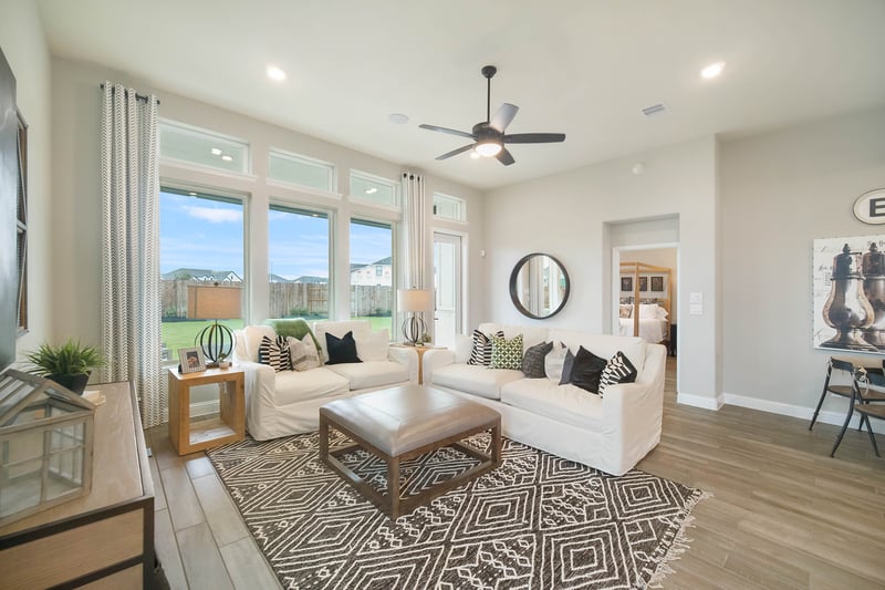 4b564a38-816d-405e-b6d4-2c282e98a415