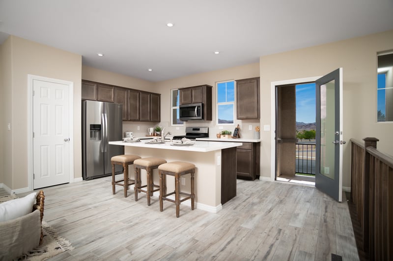 5f7c3b78-33bf-4915-9d77-b6ae4a2feefc