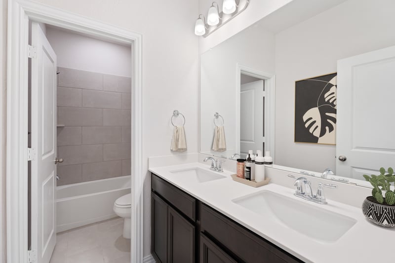 6feb74e1-8117-4df6-b945-dd2787a7ec40