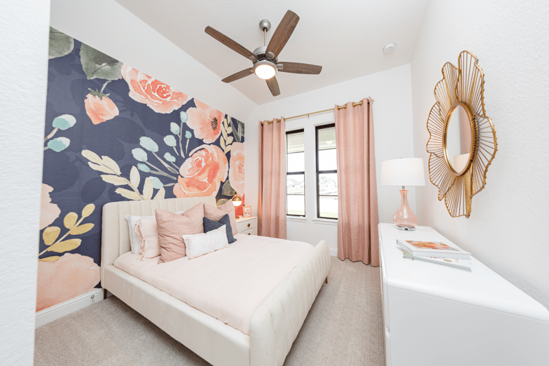 8b4d3129-1d96-435f-a115-d930b1f4ad15