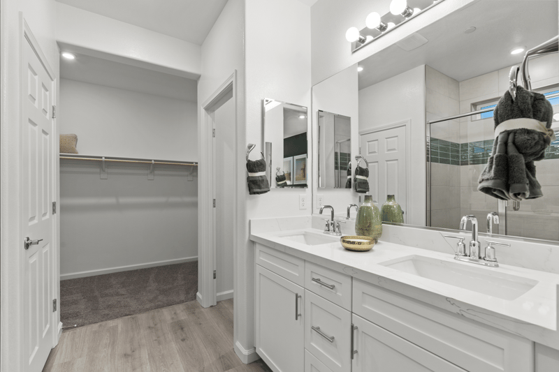 8f145e48-9ace-4f60-b11a-71e984813ae3