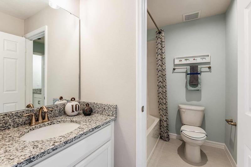 9bb52442-dba5-4661-8f9b-434cf5caddec