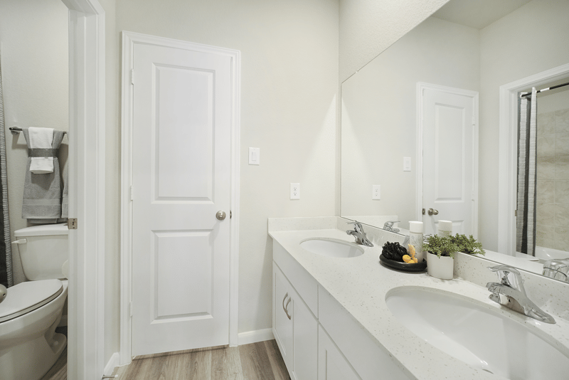 e1ee9384-8fcc-435b-9275-cdf87114faa9