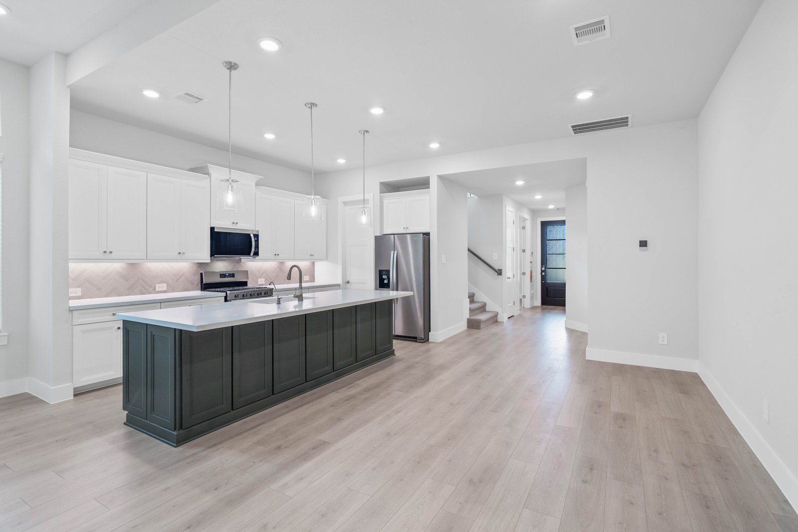 Meridian Kitchen 2.jpg
