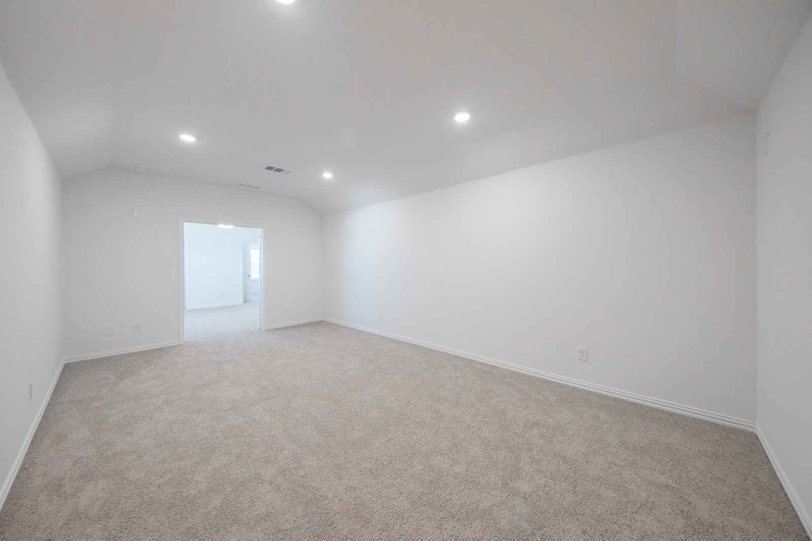 media room with carpet and recessed lights
