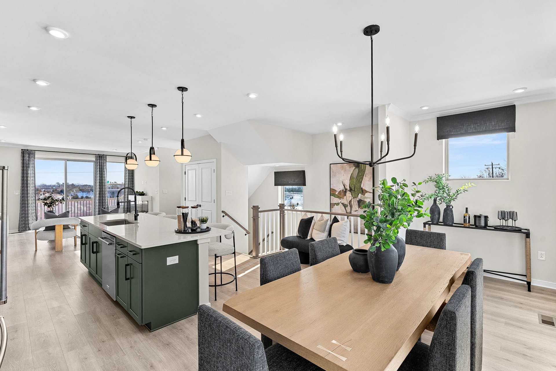 dining room with access to the kitchen