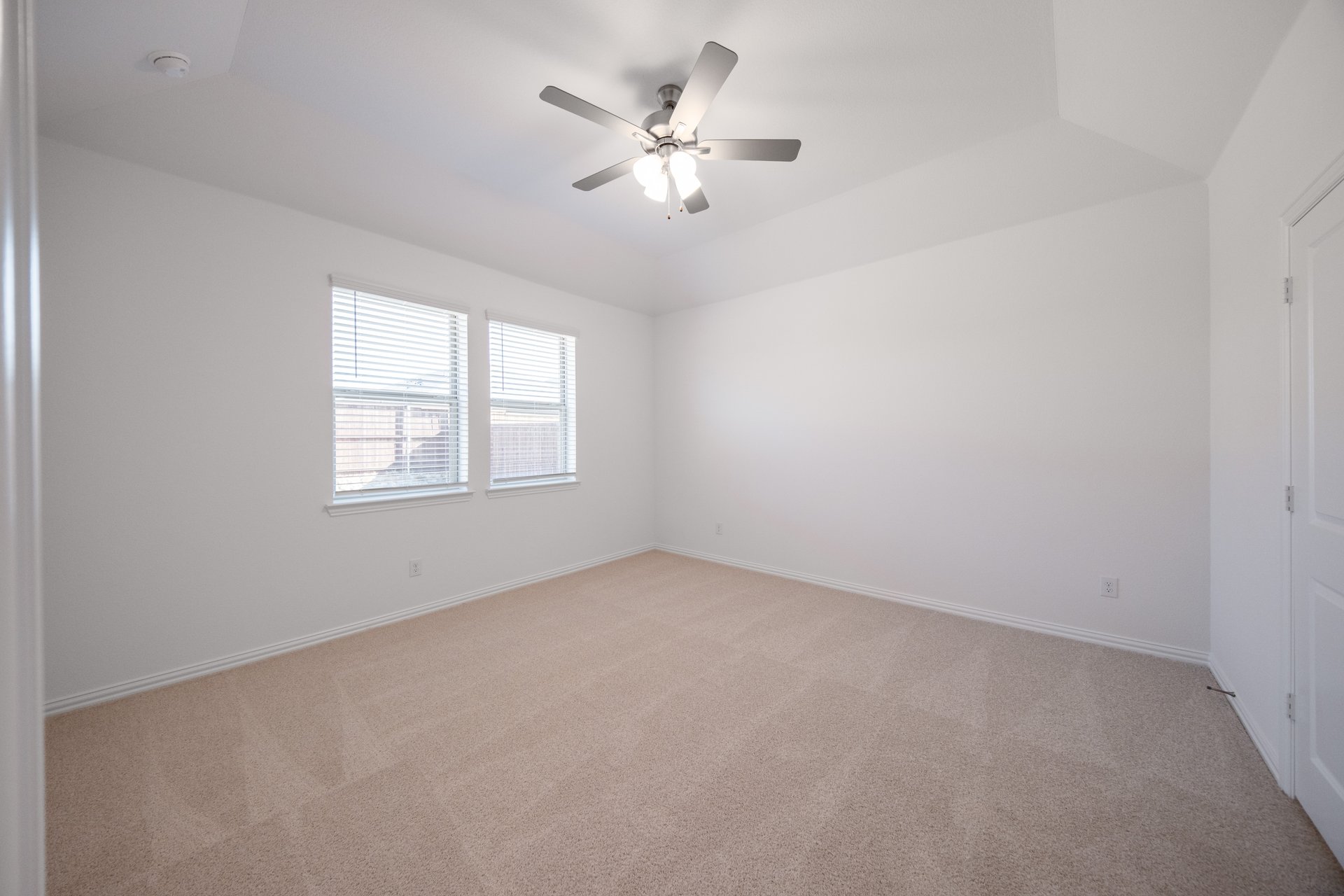 Rainier Primary Bedroom 