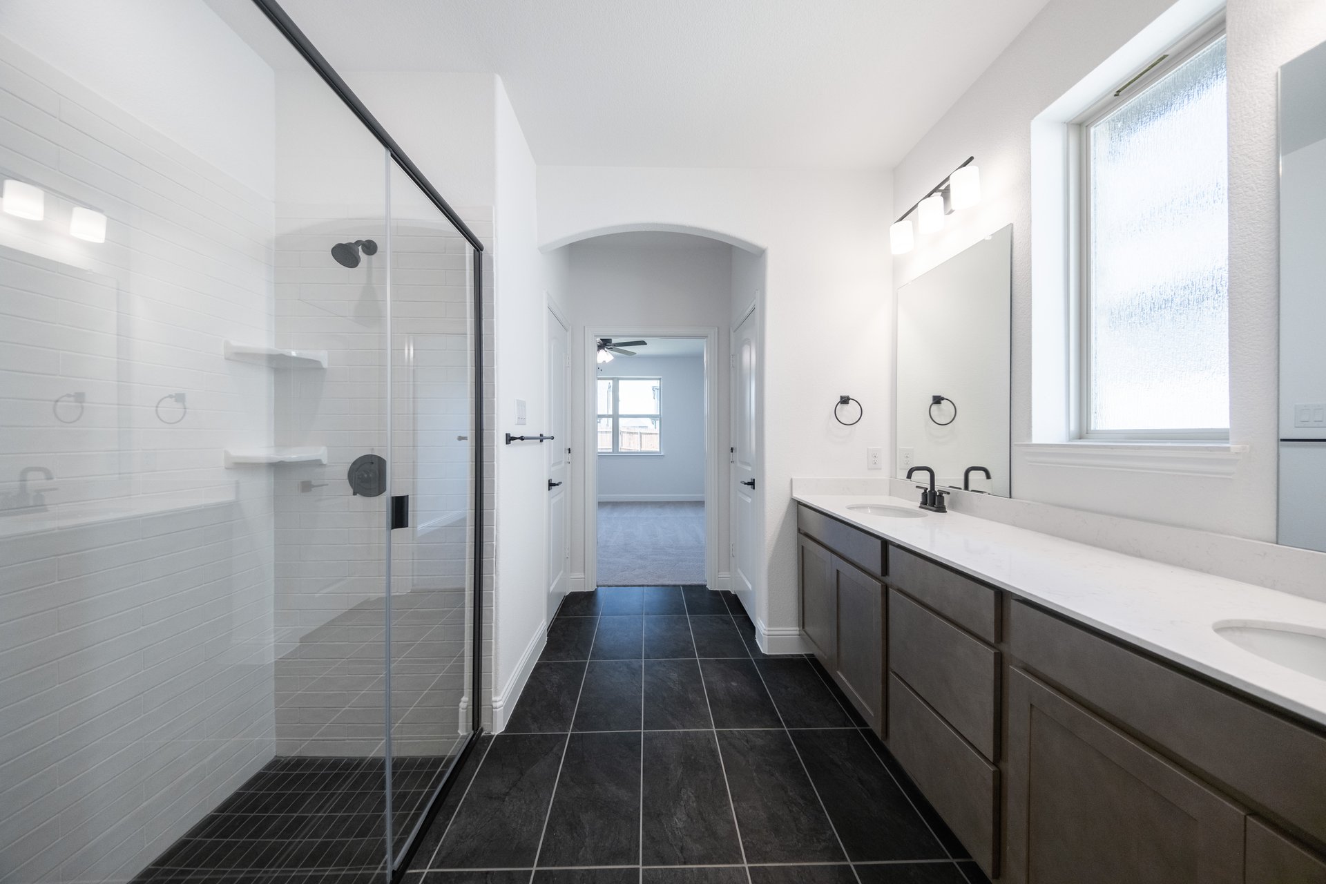 Primary Bathroom-2.jpg