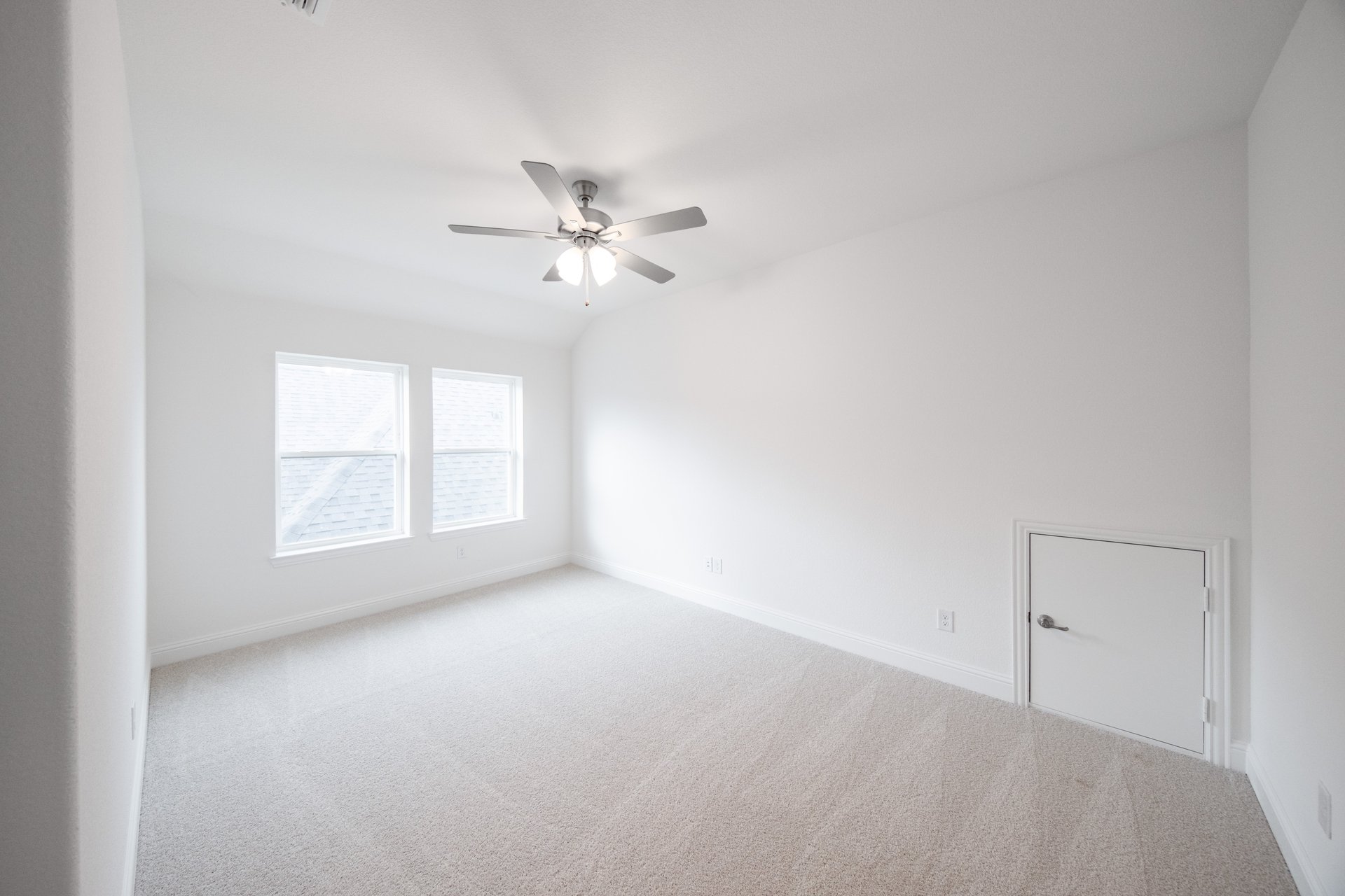 game room with carpet and ceiling fan