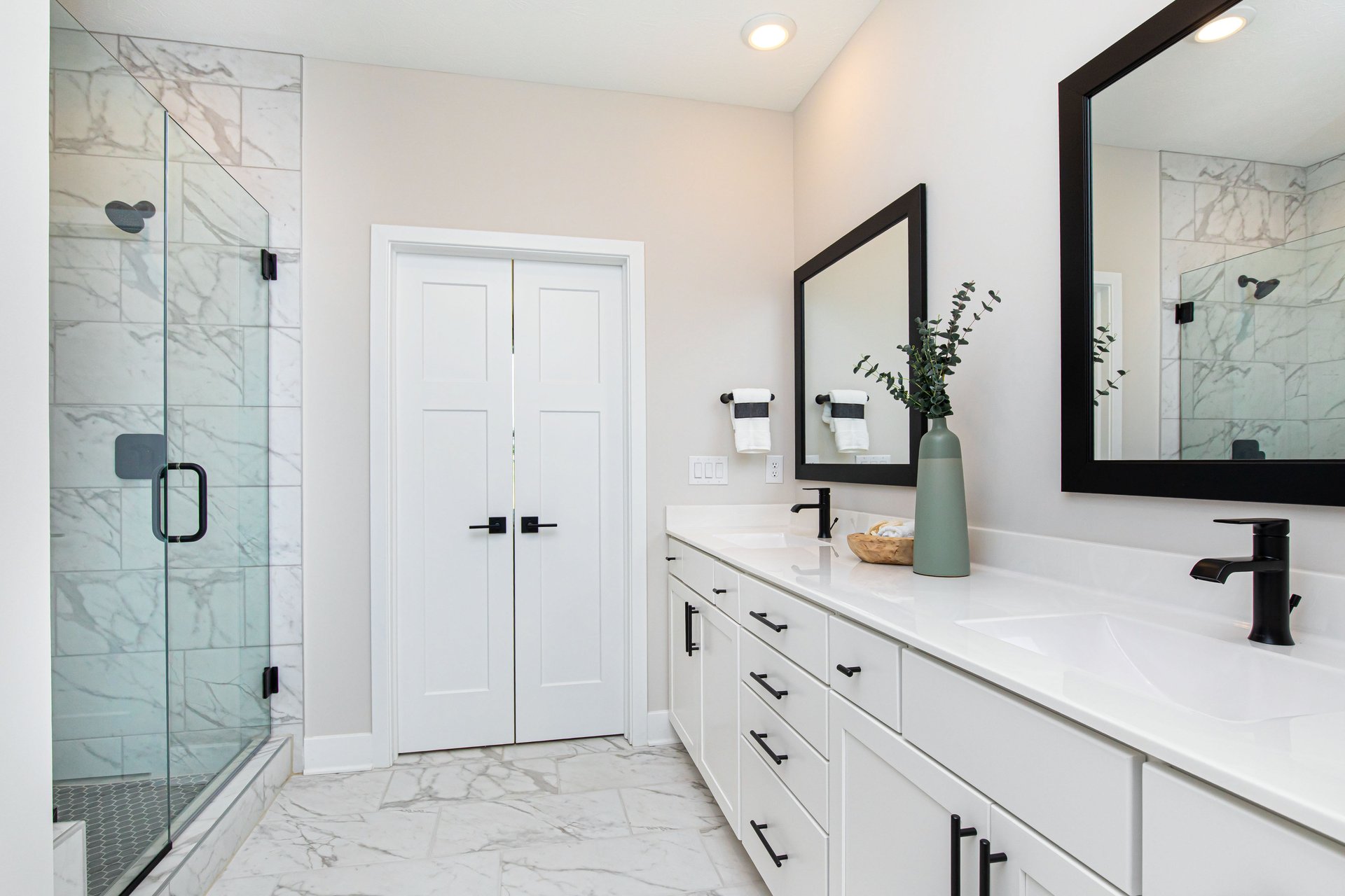 Rialto Primary Bathroom.jpg