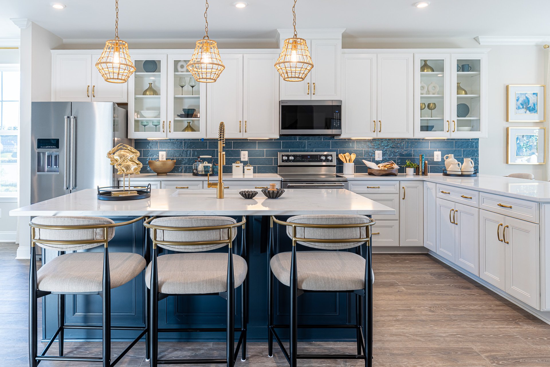kitchen with ample cabinet and counterspace