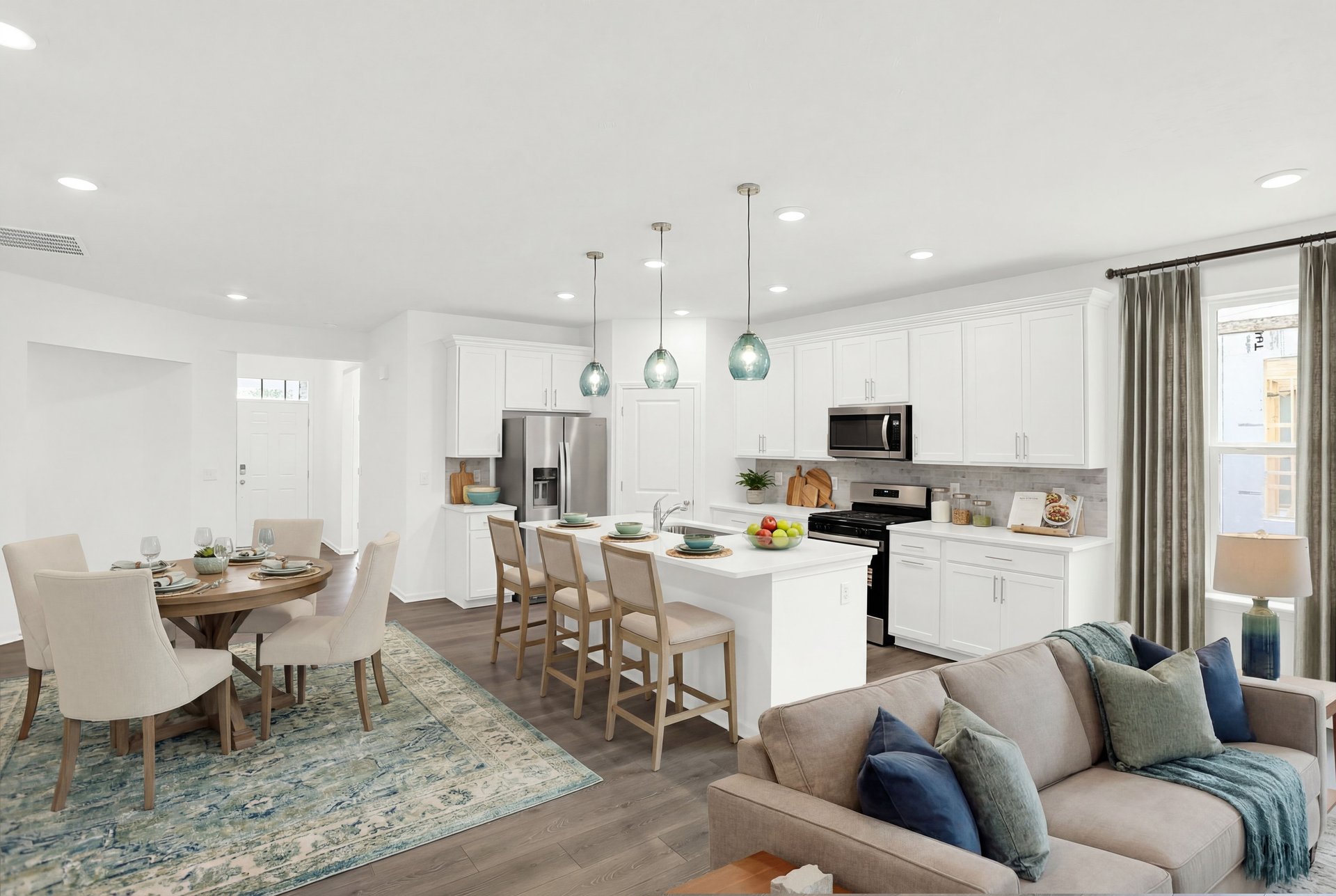 Valencia 2501-vs-01.jpg