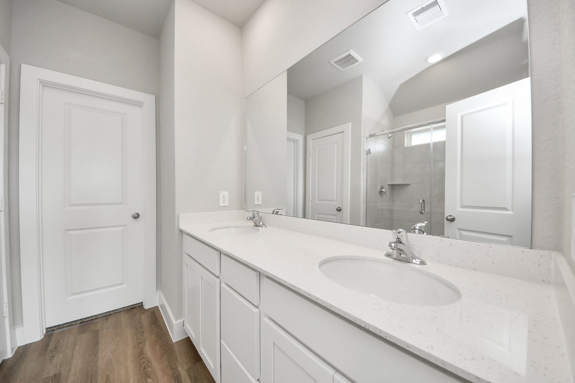 Walker Primary Bathroom