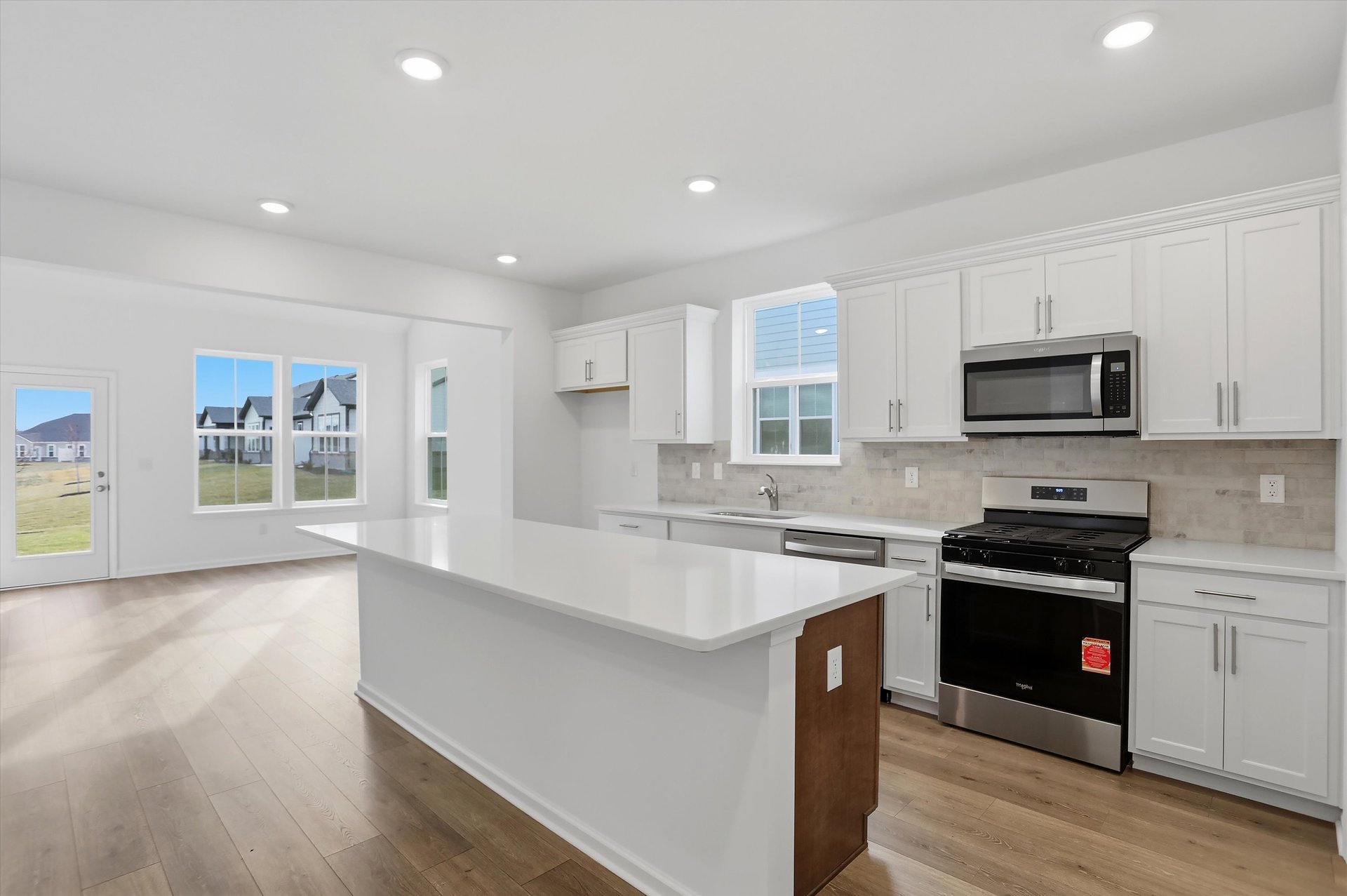 Kitchen 1.jpg