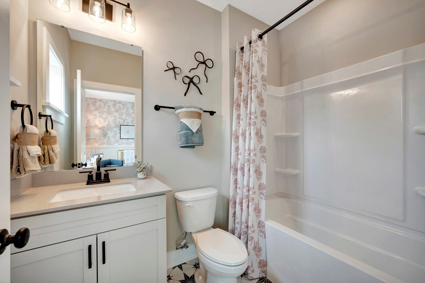 secondary bath with access to the bedroom
