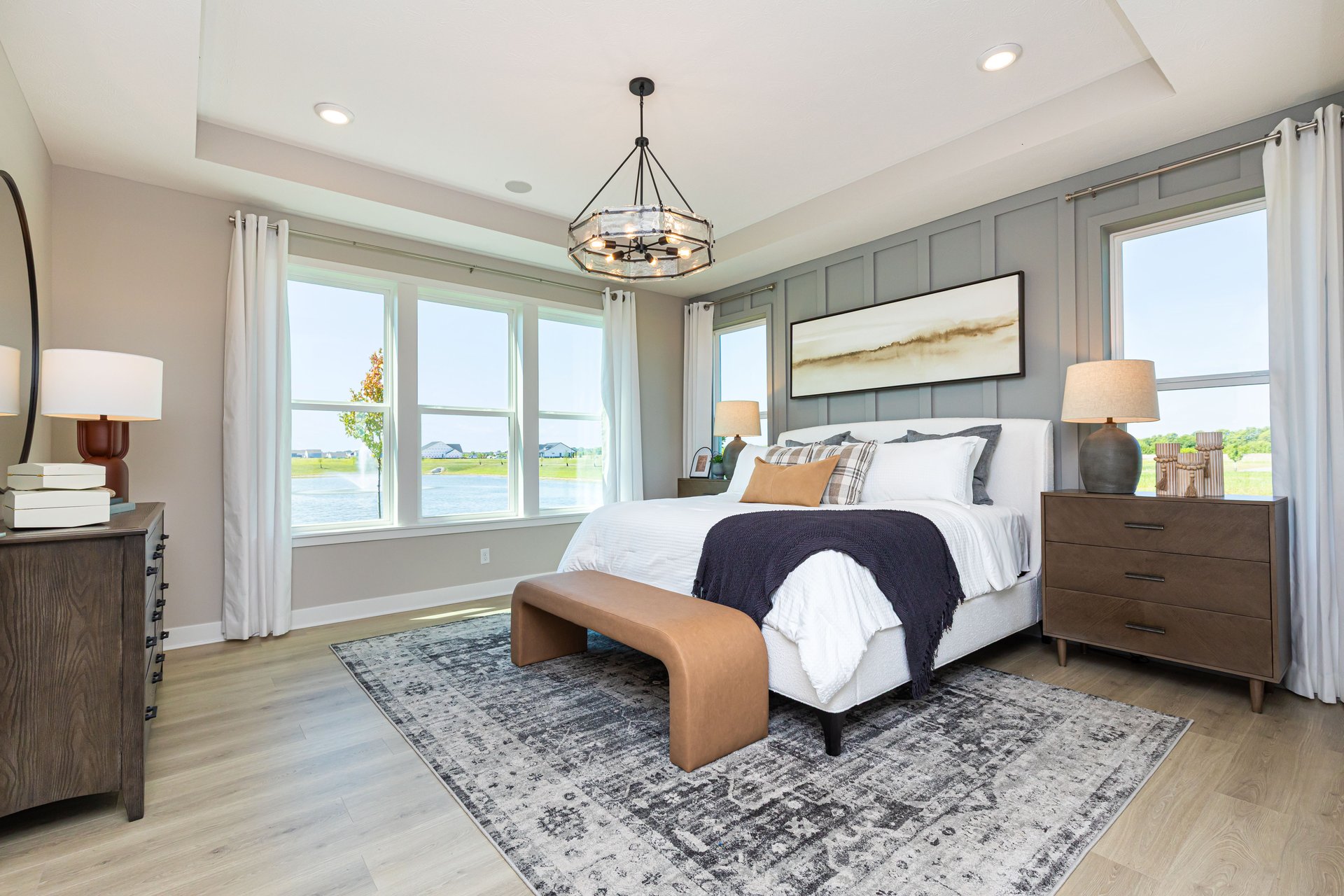 primary bed 1.jpg