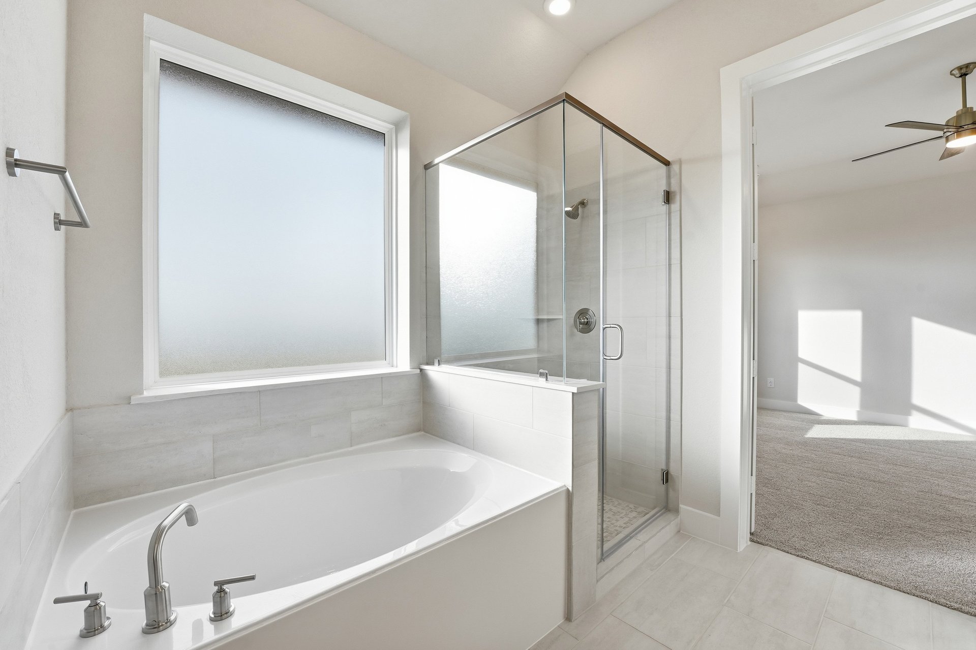 Quintera Primary Bathroom.jpg