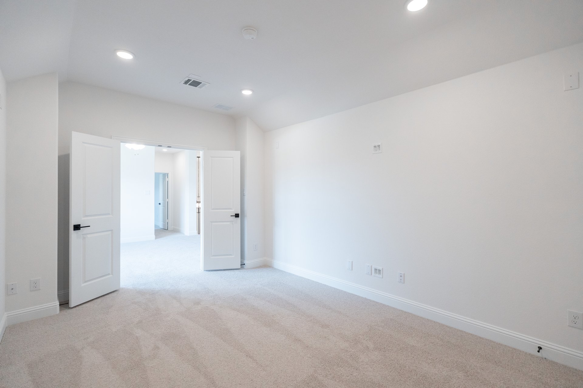 media room with carpet and recessed lights
