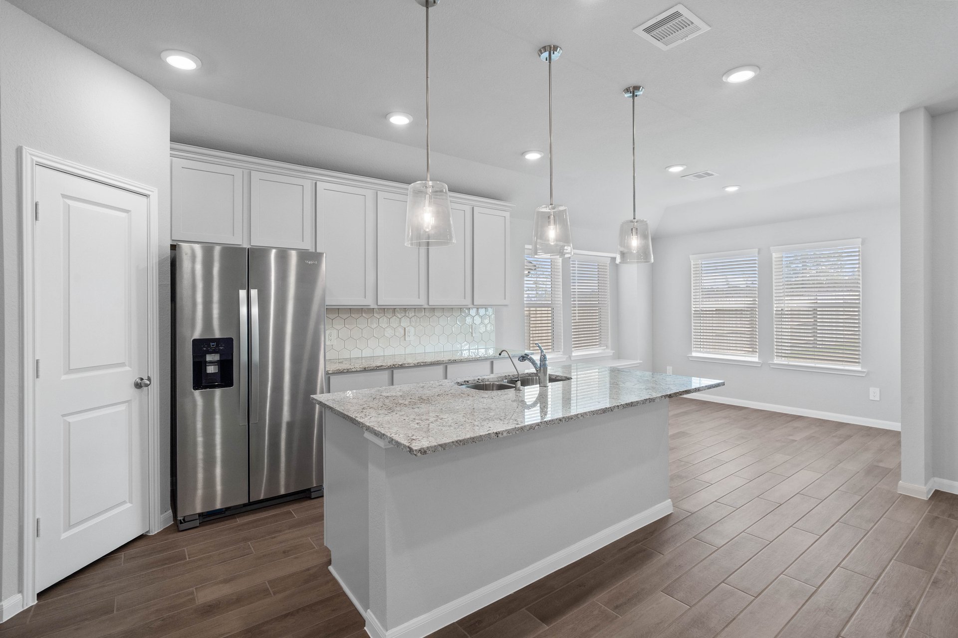 Sierra Kitchen 2.jpg