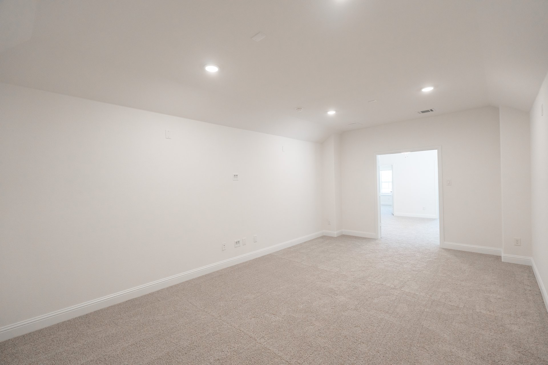 media room with carpet and recessed lights 