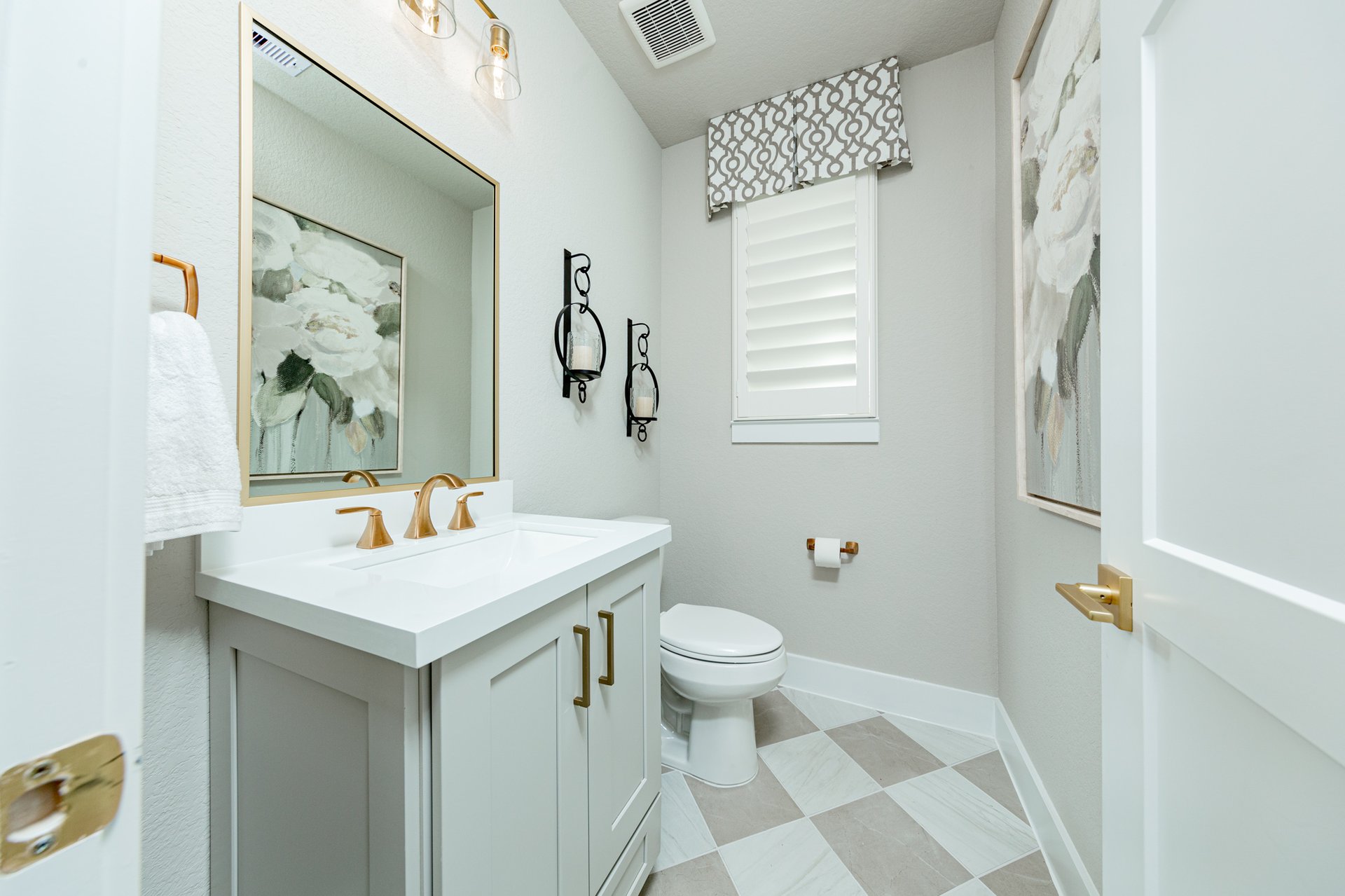 Vanderbilt Powder Room.jpg