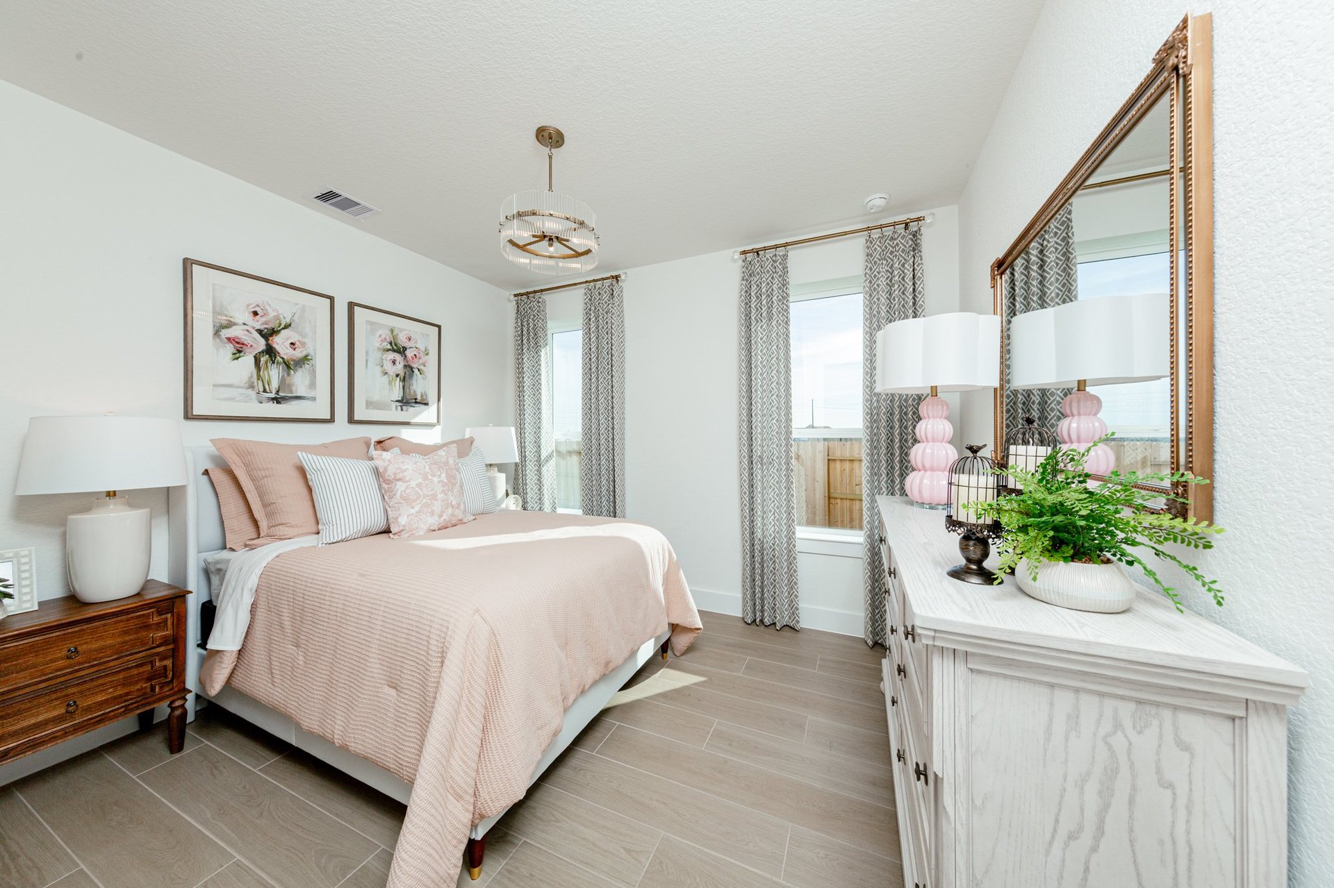 Vanderbilt Secondary Bedroom.jpg