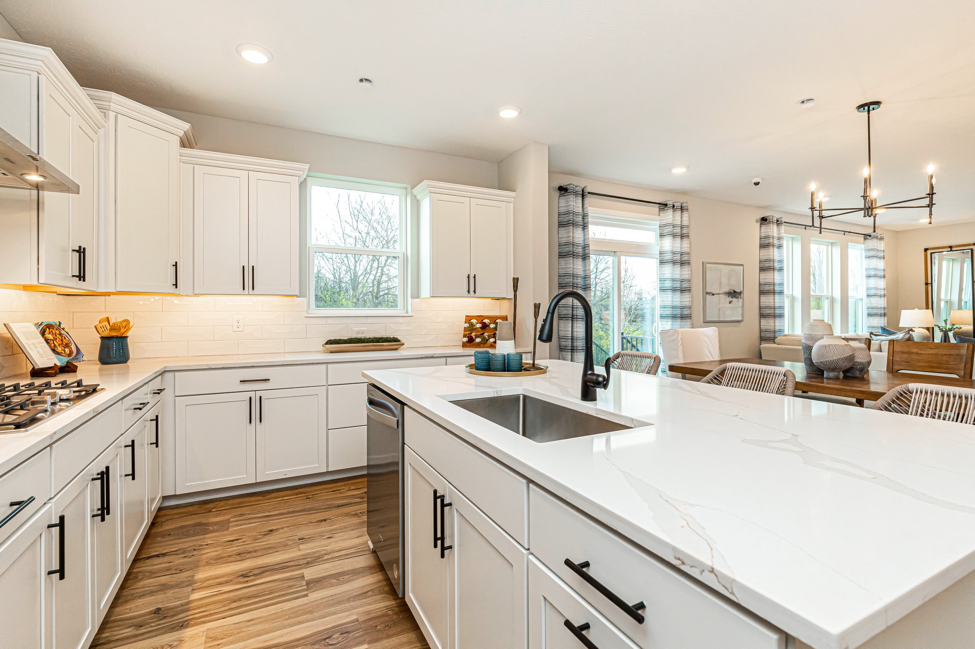 Kitchen 4.jpg