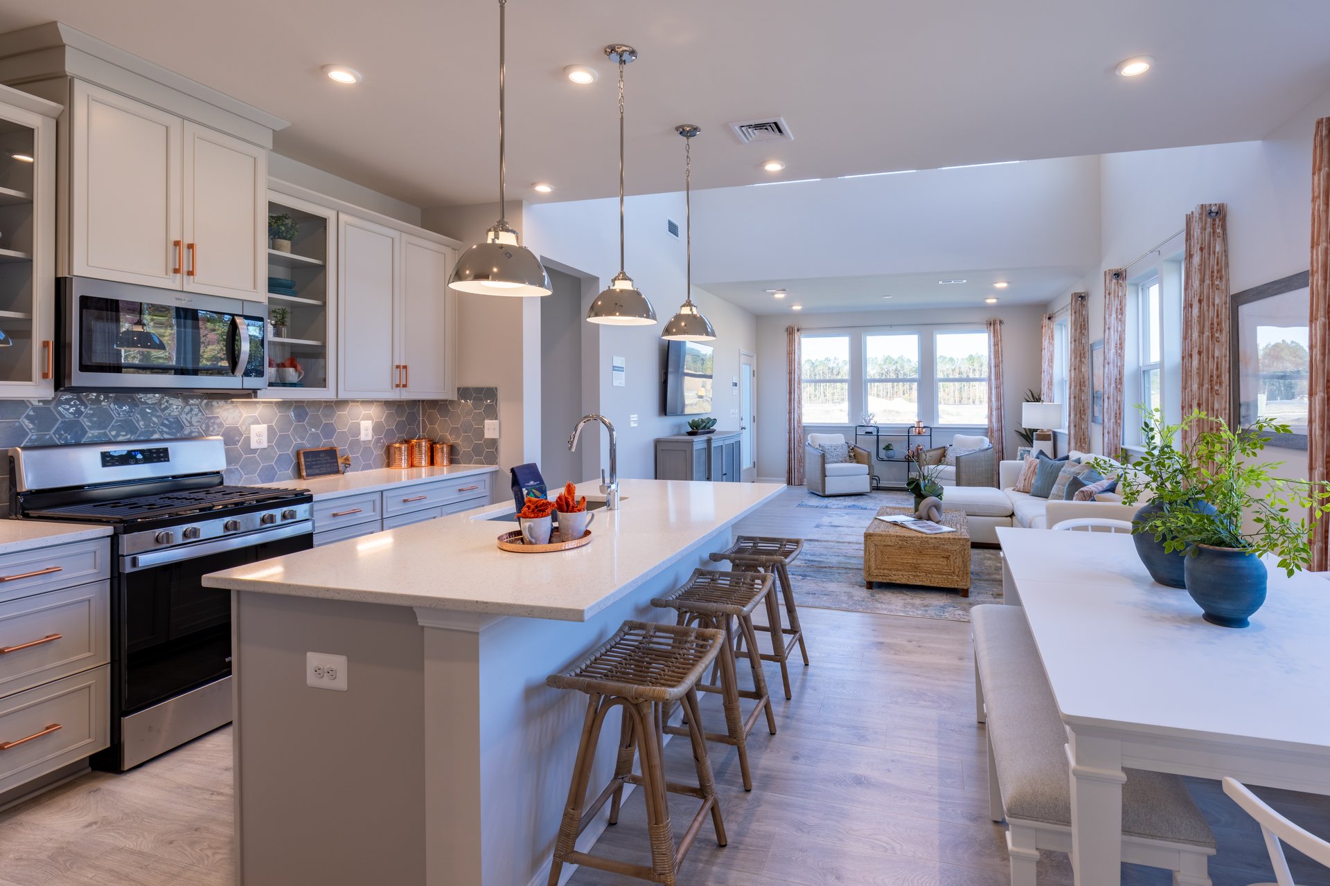 model home kitchen and breakfast area
