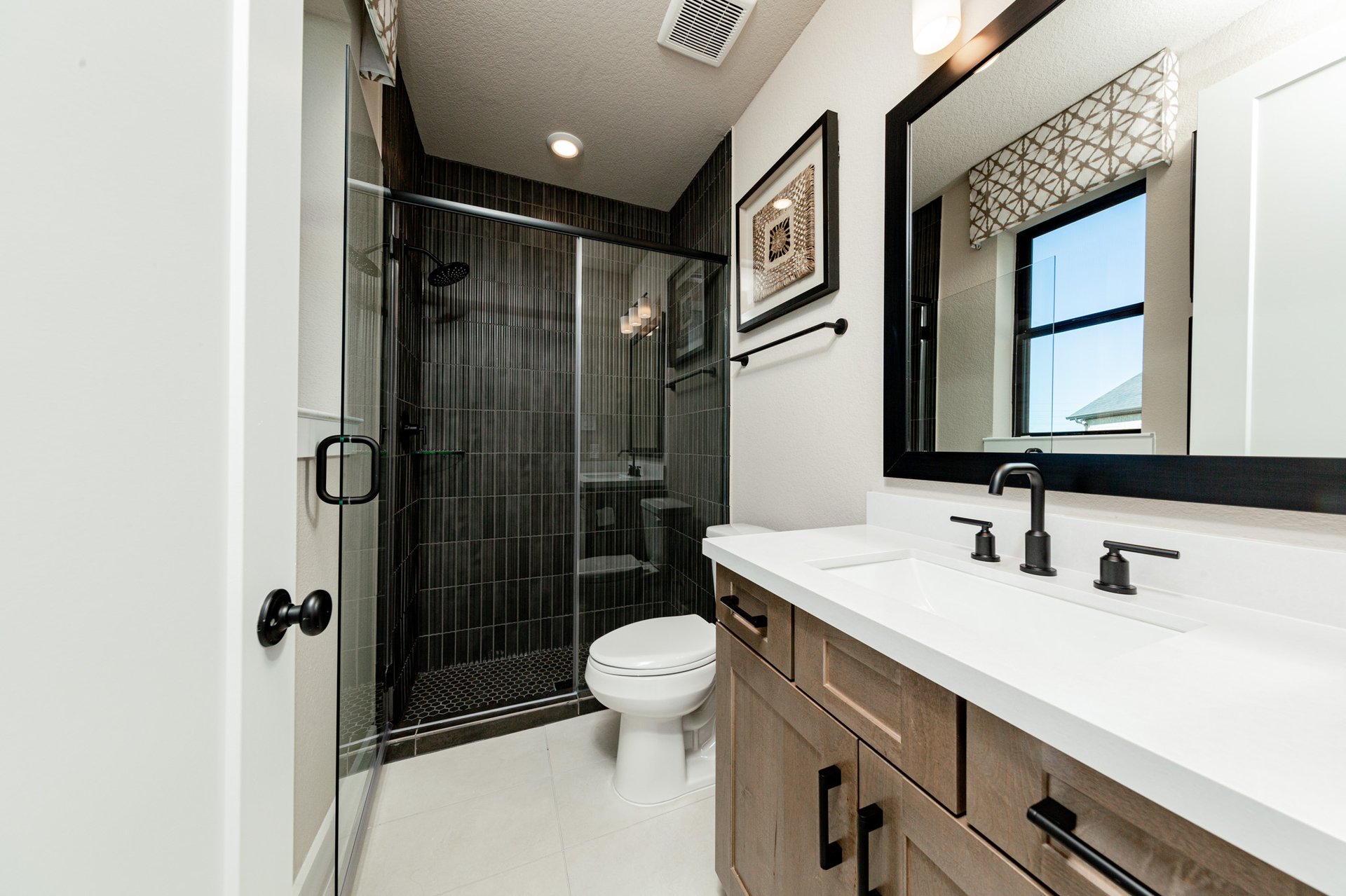 Summerfield Secondary Bathroom.jpg