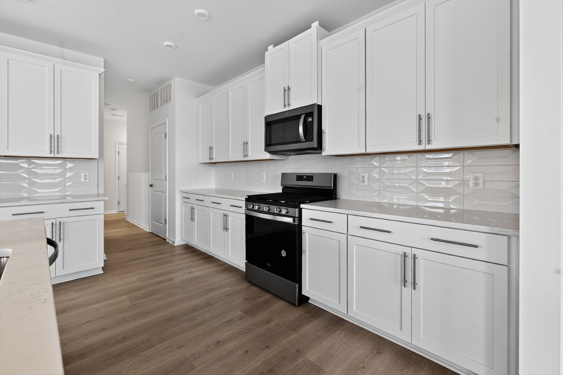 choice kitchen b with stove and microwave