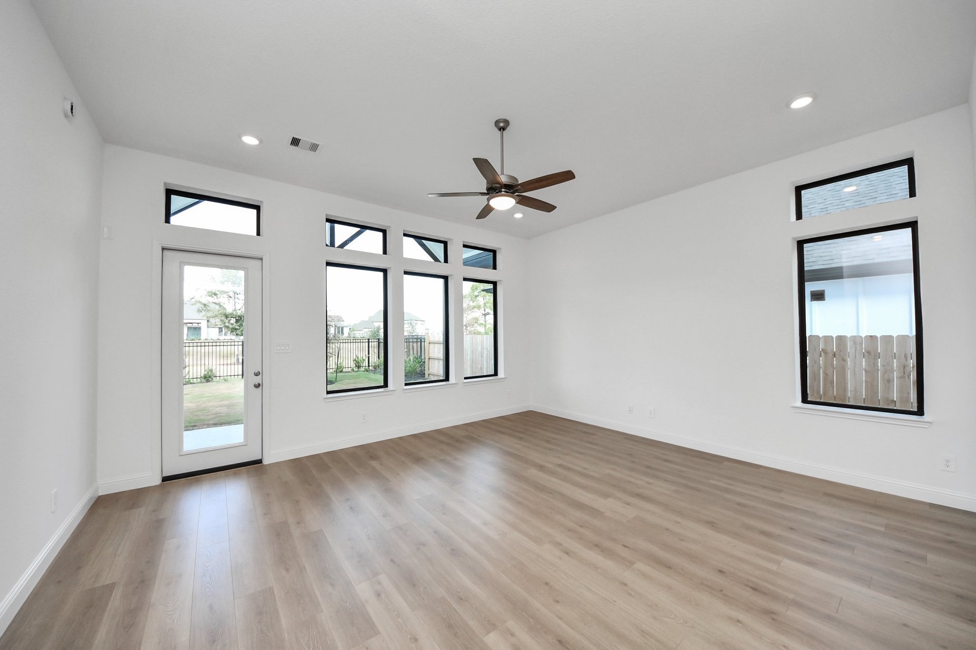 great room with wood-like flooring 