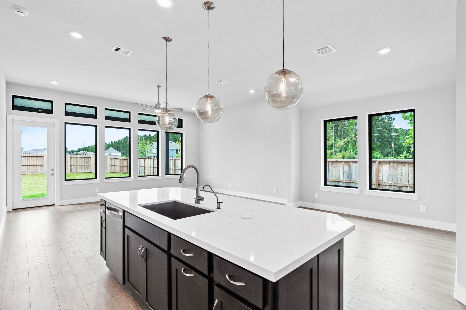 kitchen 4.jpg