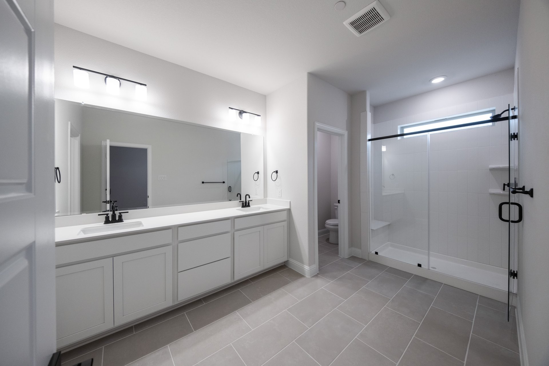 Baltic Primary Bathroom