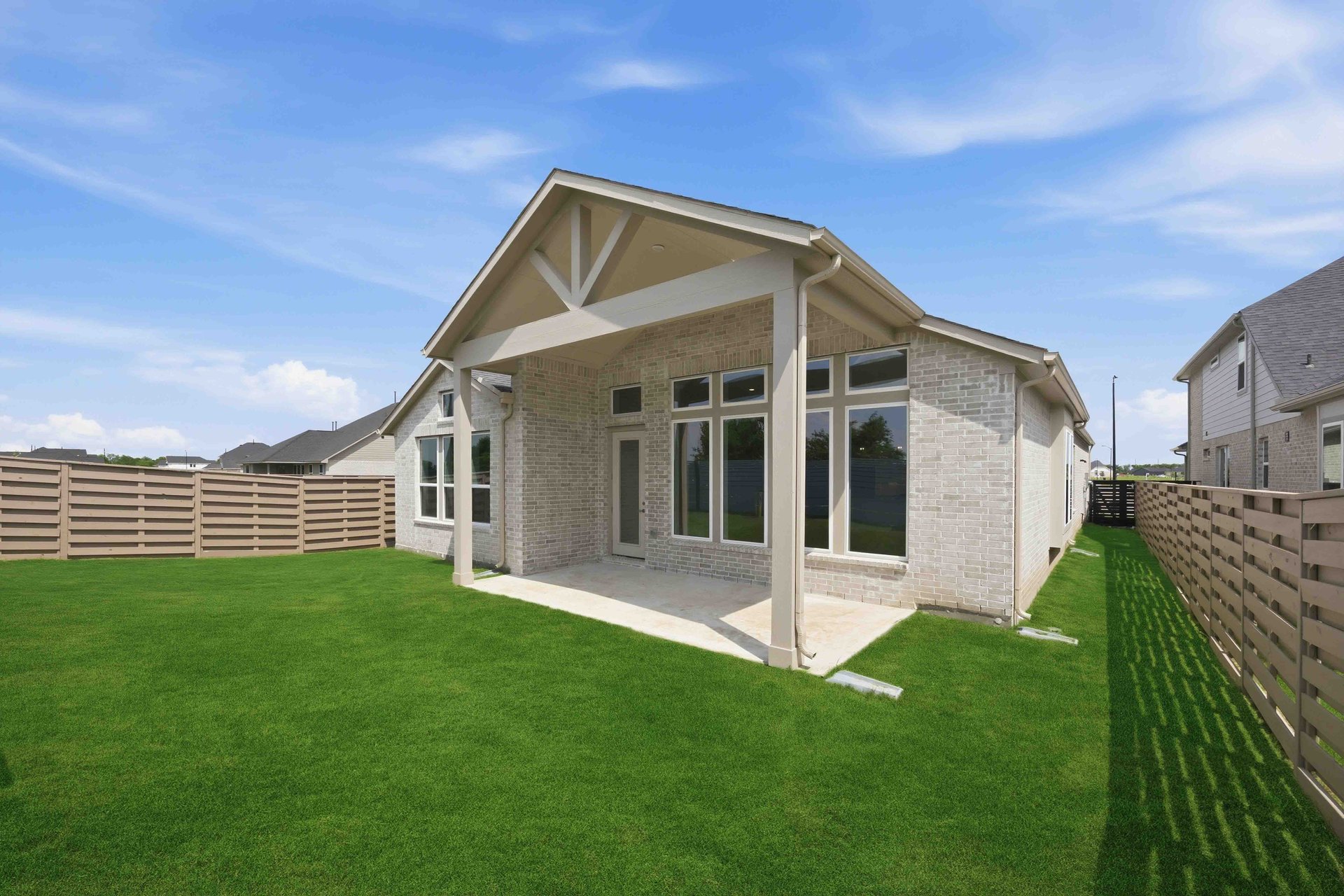 Crockett Covered patio.jpg