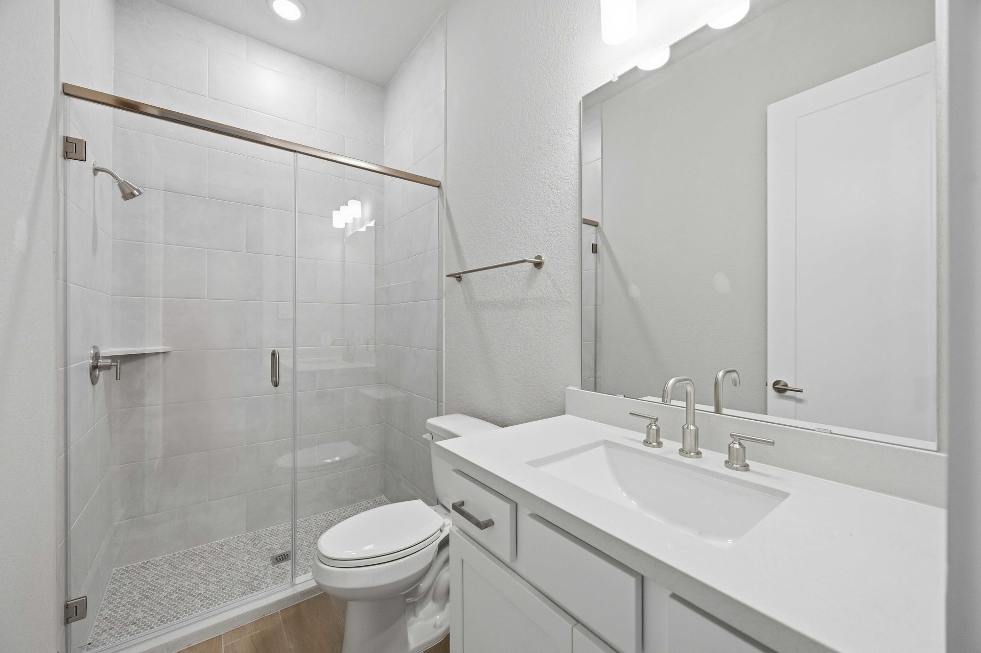 Crockett Secondary bath (2).jpg