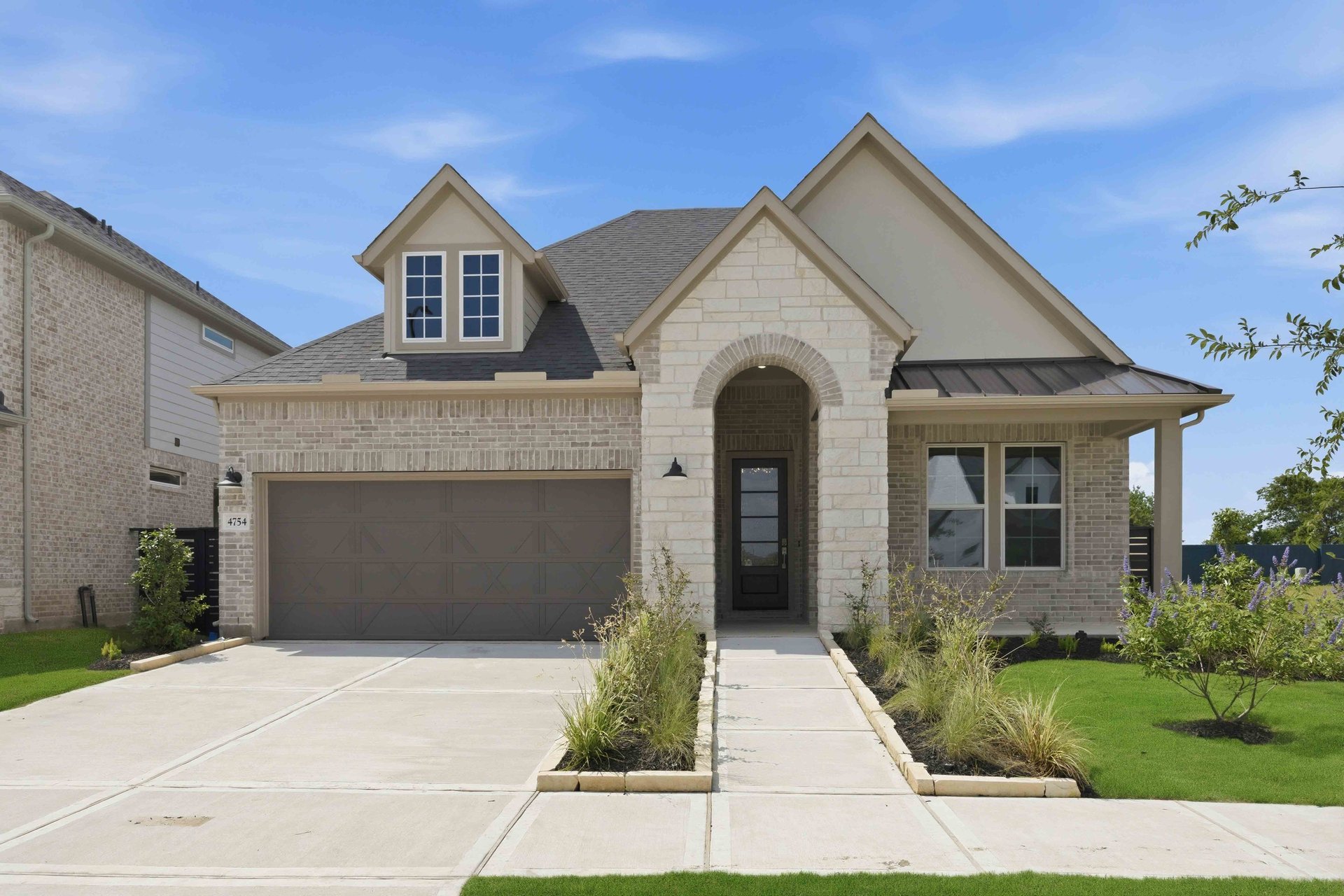 Front elevation Crockett.jpg