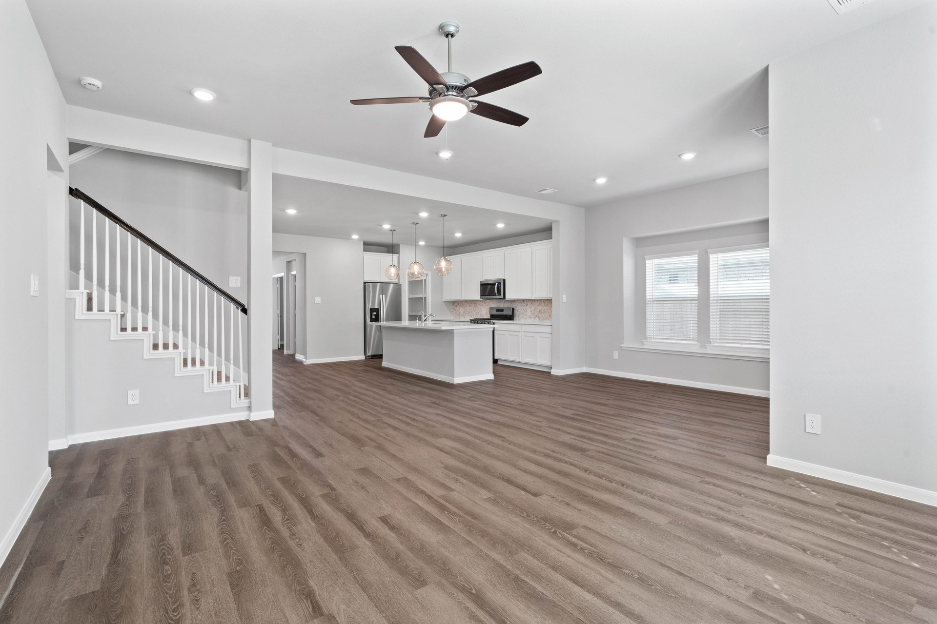 Cascade Great Room 2.jpg