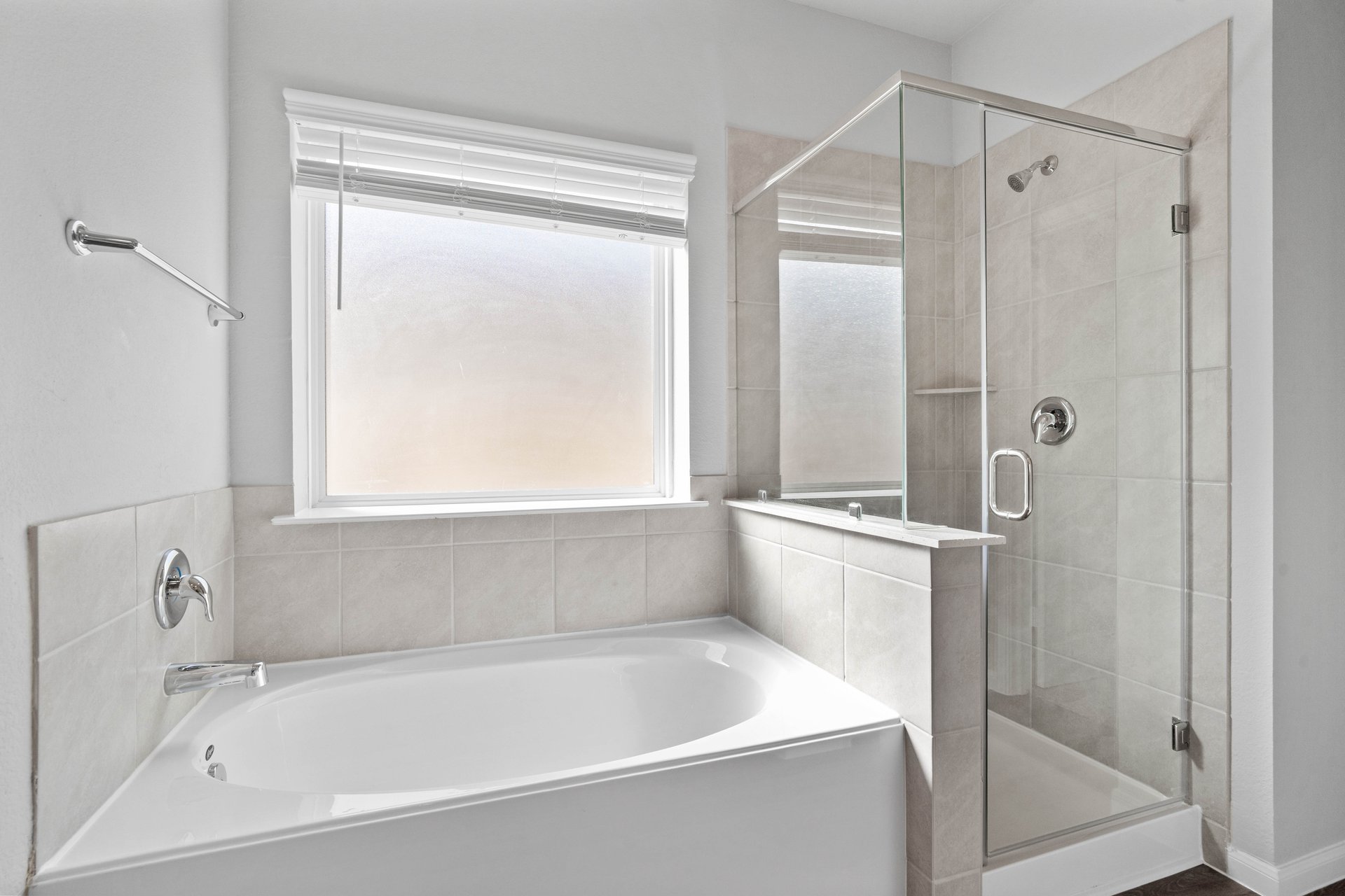 Cascade primary bathroom 2.jpg