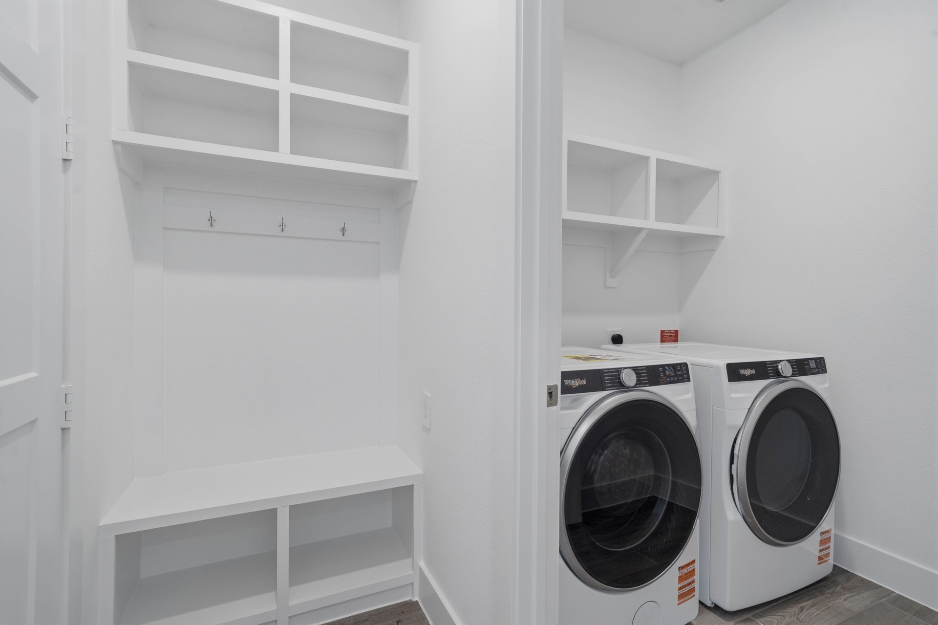 Quintera Washer & Dryer.jpg