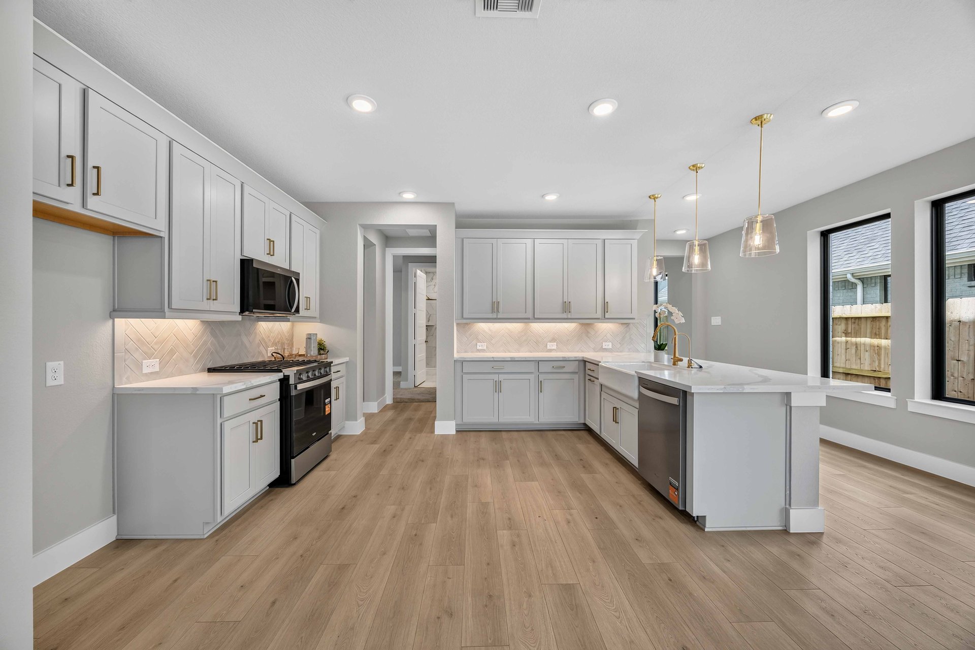 Somerset Kitchen 2.JPG