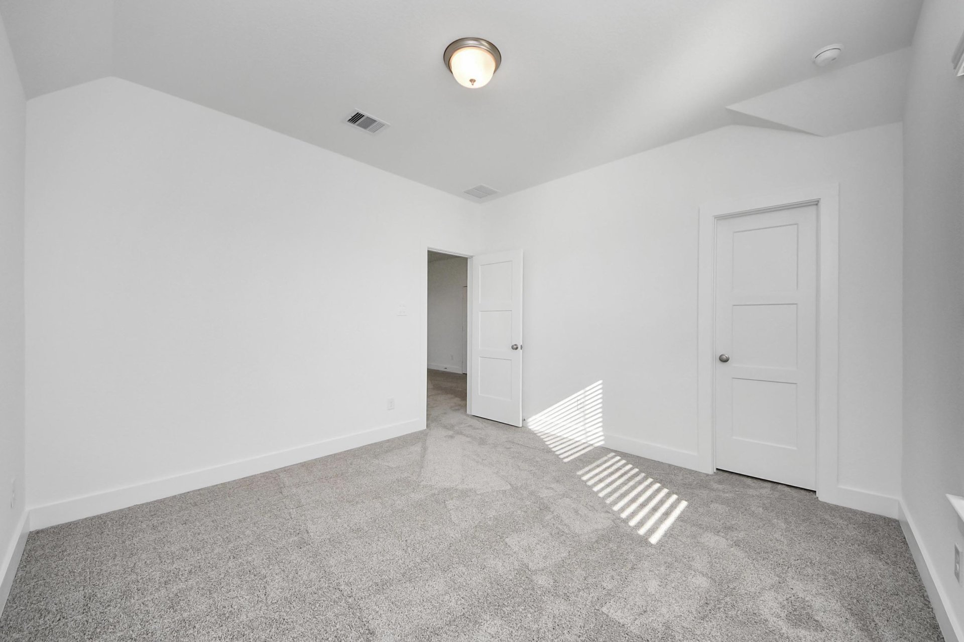 Rainier Secondary Bedroom.jpg