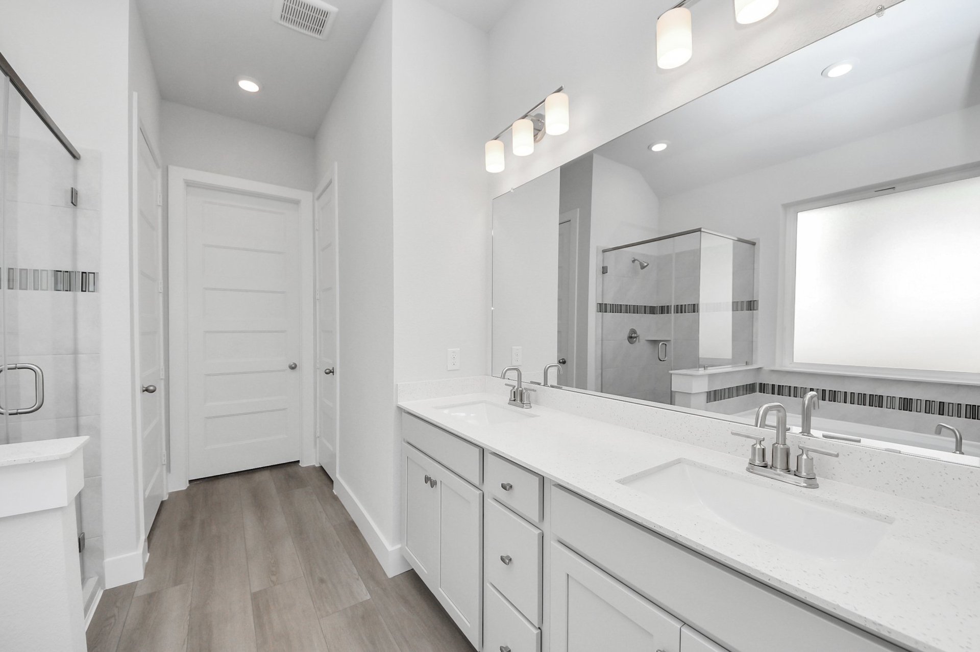 Cambridge Primary Bathroom (2).jpg