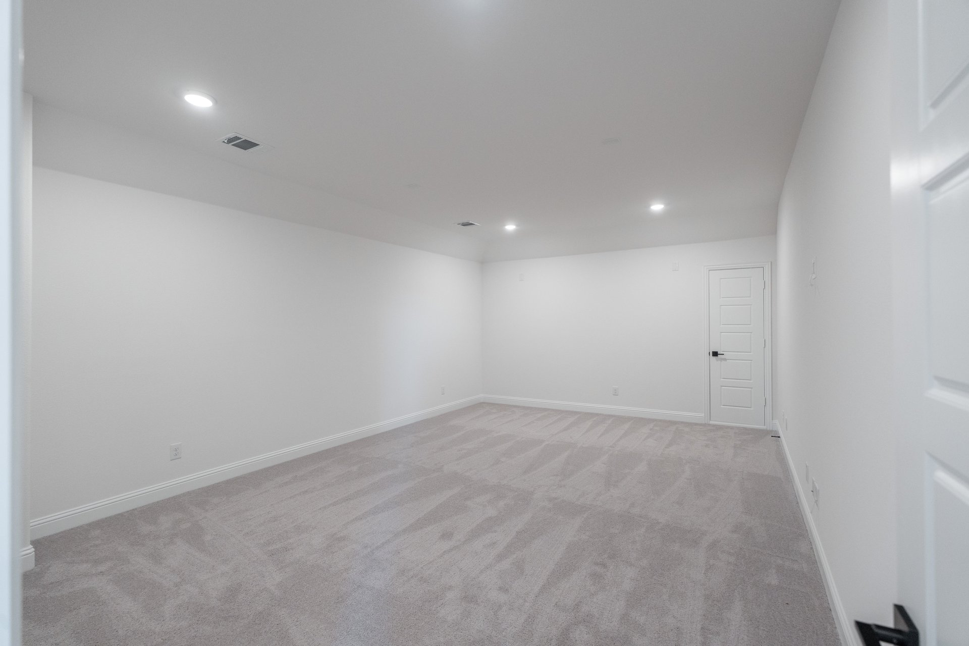 media room with carpet and recessed lights