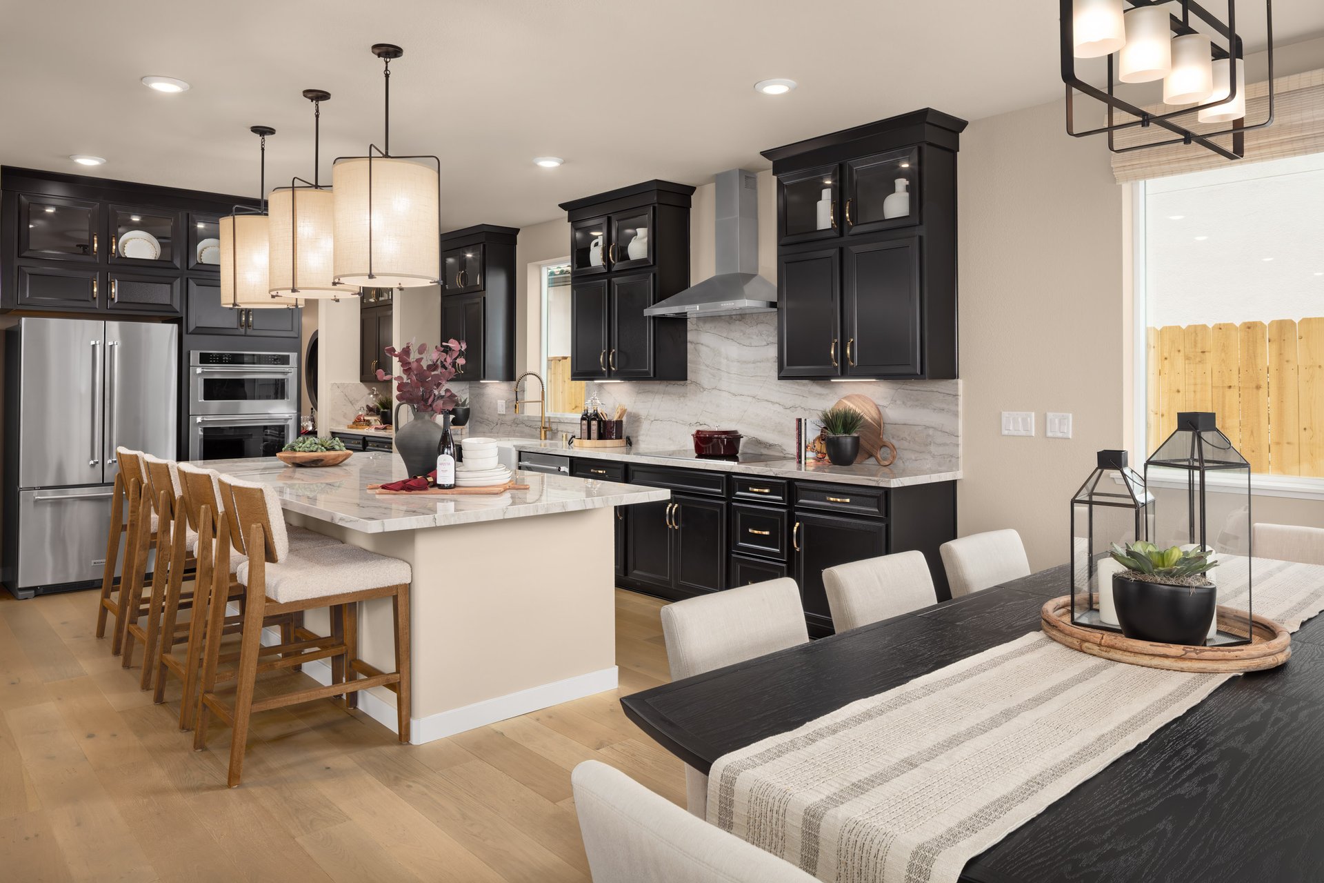 07d7b974-f592-439d-97c3-2473557d3d70