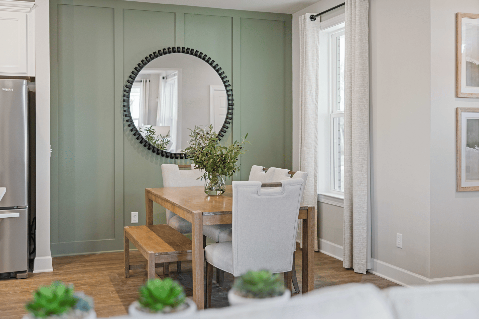 13511857-a47e-4a06-ba92-592baa606a52