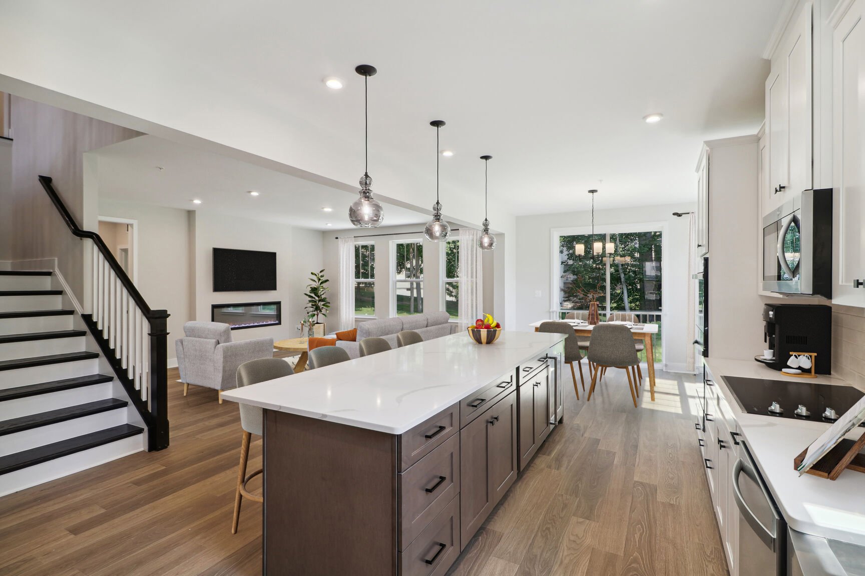 1aa0c93f-1df1-4d46-ba99-f9dd5ce156d1